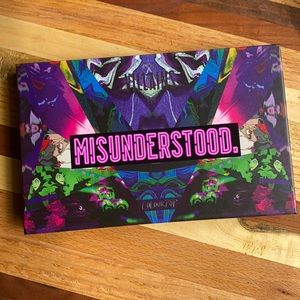 Colourpop Disney misunderstood eyeshadow palette